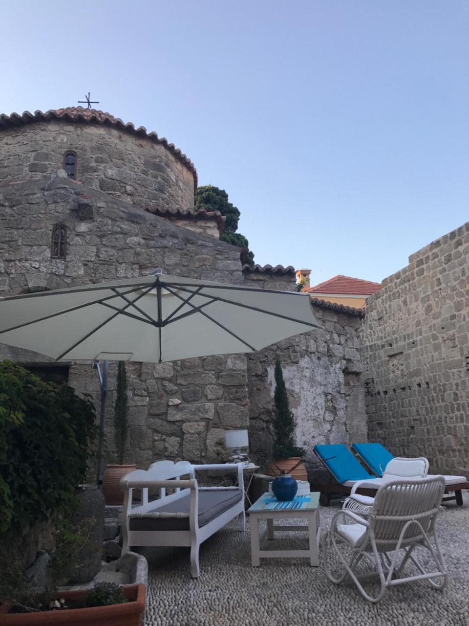 Saint Artemios Hotel And Oriental Suites Rhodes City Esterno foto