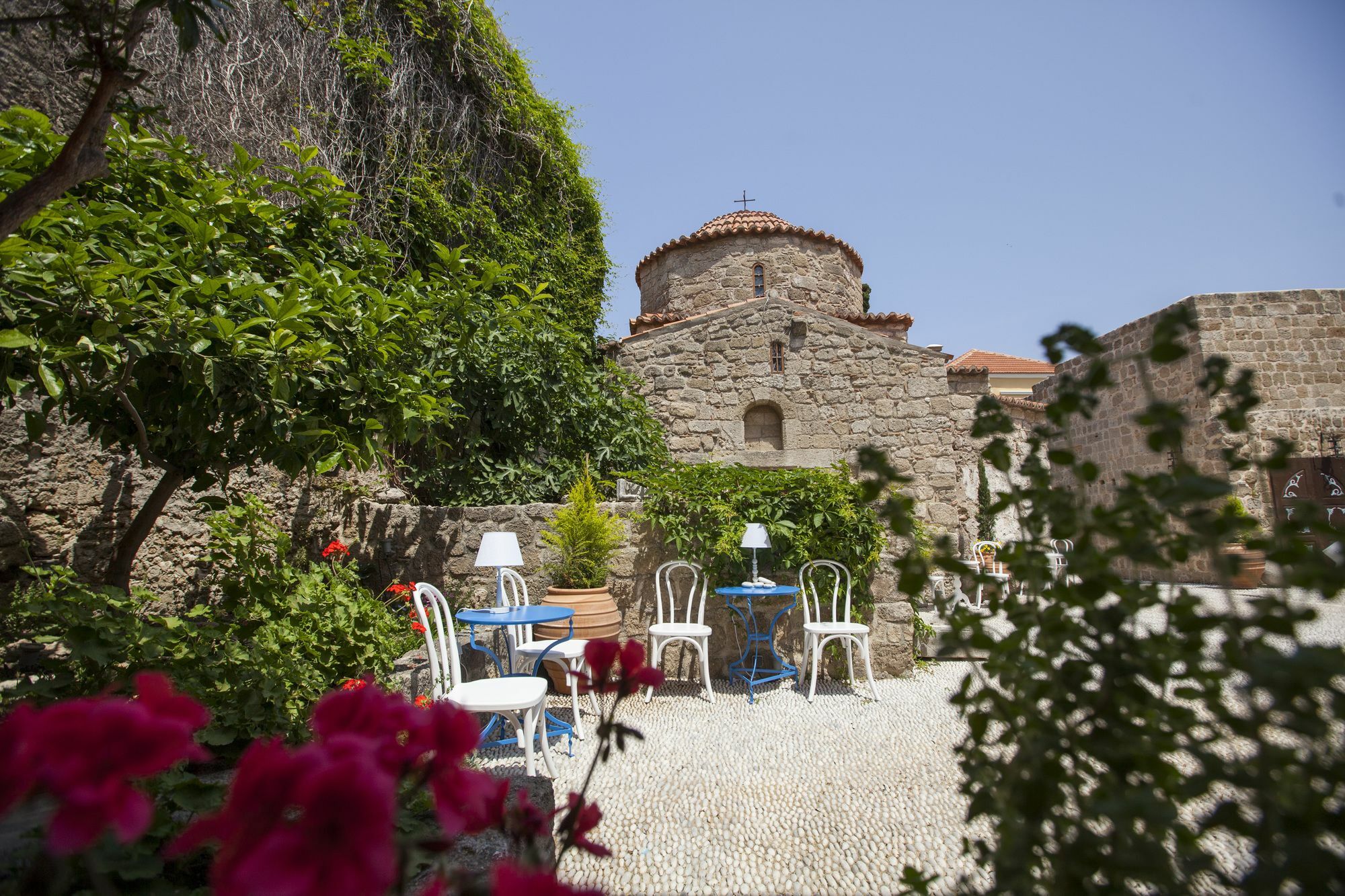Saint Artemios Hotel And Oriental Suites Rhodes City Esterno foto