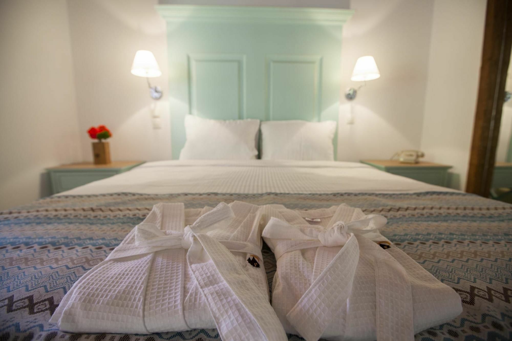 Saint Artemios Hotel And Oriental Suites Rhodes City Esterno foto